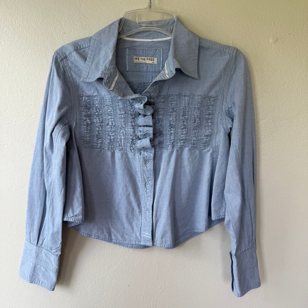 Free People We The Free Taylor Oxford shirt ruched panels on the chest. Size S - Picture 2 of 12